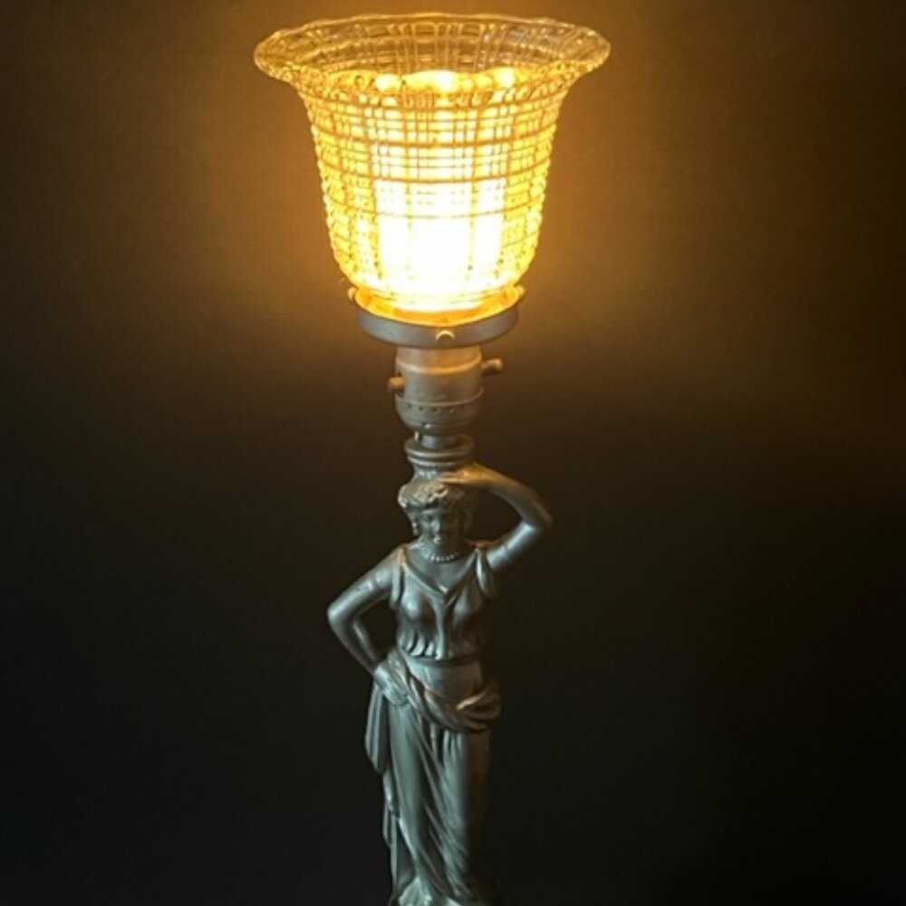 Vtg Hollywood Regency Art Nouveau Goddess Table Lamp Cast Metal **READ**